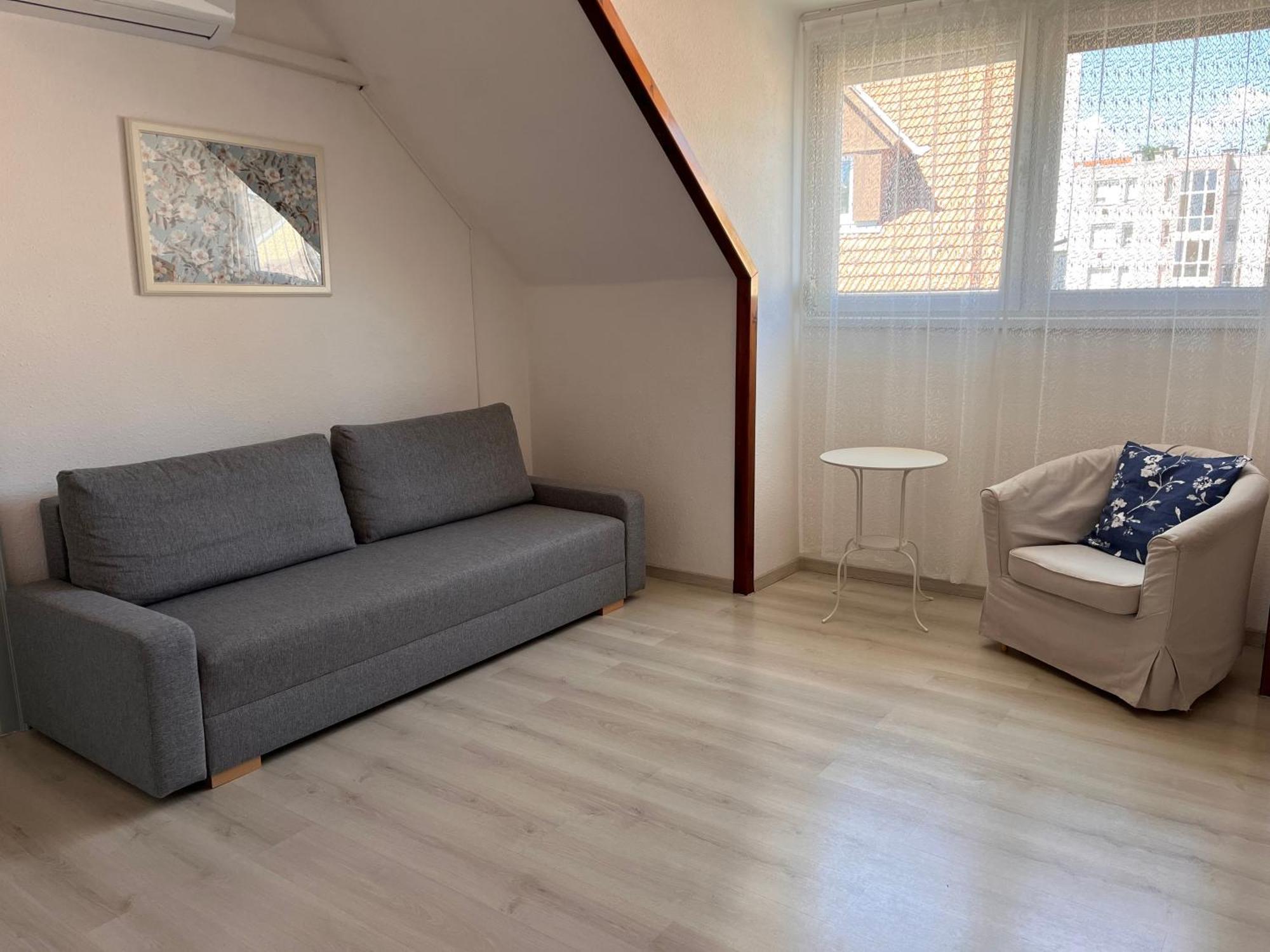 Pacsirta Apartman Grand エゲル エクステリア 写真